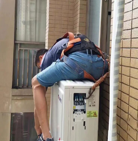 宁陕空调移机